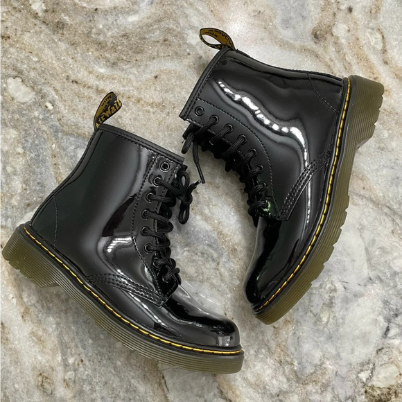 Dr. Martens YOUTH 1460 PATENT LEATHER LACE UP BOOTS size 2 - Picture 11 of 12